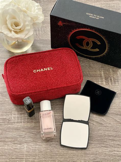 chanel grooming set|chanel gift set.